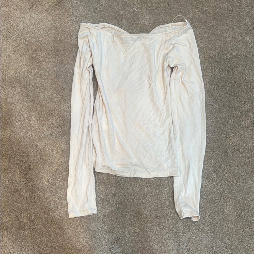 Sophie Rue Cream Ruched Top - Picture 3 of 3